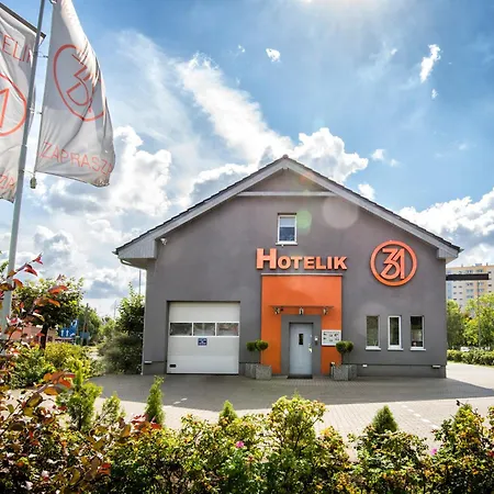 H31 מלון דירות 3*